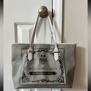 Snob essentials bag like new